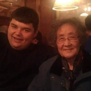 Meet your Posher, Shea